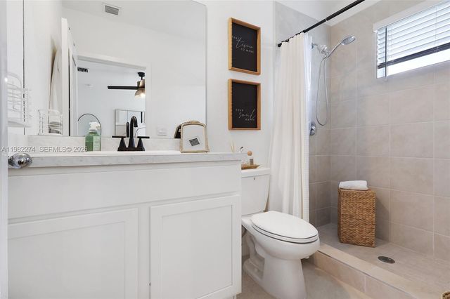 357 NE 1st Dr, Florida City, FL 33034