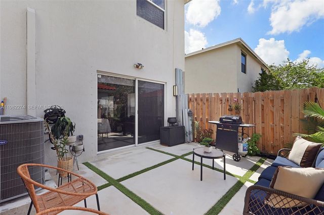 357 NE 1st Dr, Florida City, FL 33034