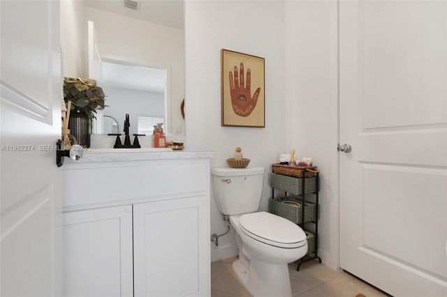 357 NE 1st Dr, Florida City, FL 33034