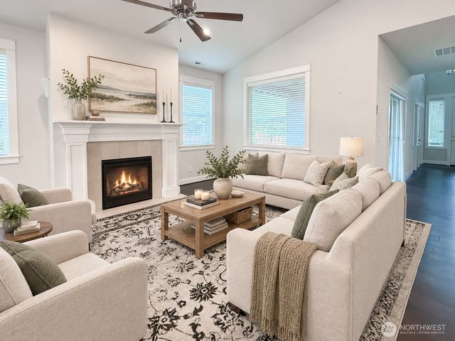 9117 Schmitz Court SE, Lacey, WA 98513
