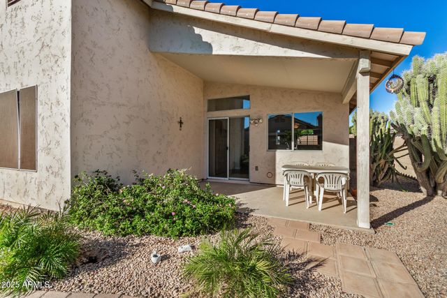 747 W DOUGLAS Avenue, Gilbert, AZ 85233