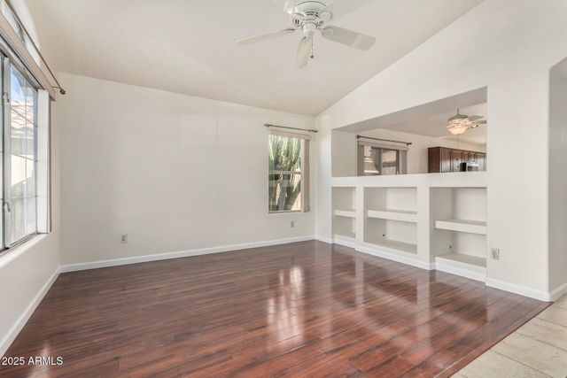 747 W DOUGLAS Avenue, Gilbert, AZ 85233