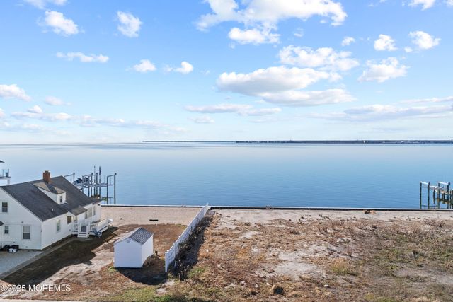 206 Roanoke Avenue Pelican Island, Seaside Heights, NJ 08751