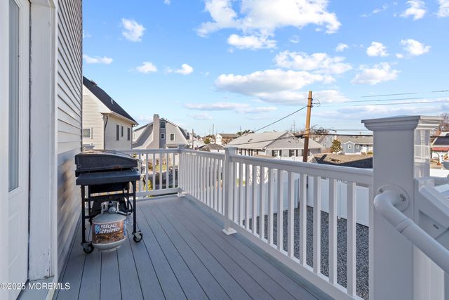 206 Roanoke Avenue Pelican Island, Seaside Heights, NJ 08751