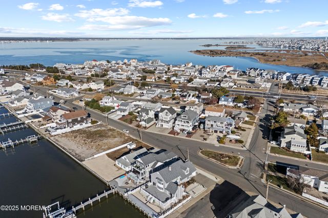 206 Roanoke Avenue Pelican Island, Seaside Heights, NJ 08751