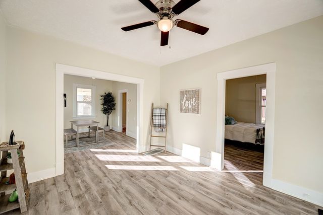 203 N Kansas Ave, Salina, KS 67401