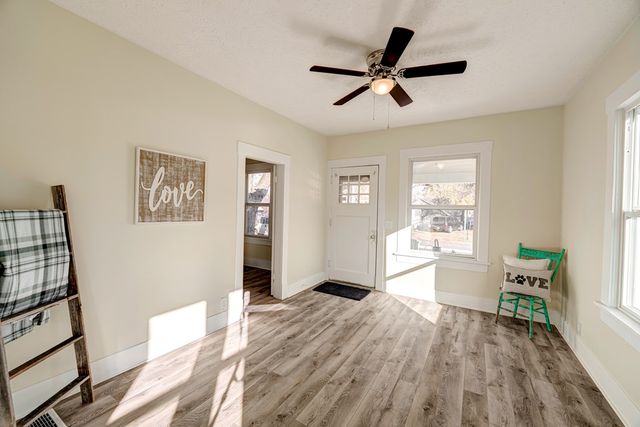 203 N Kansas Ave, Salina, KS 67401