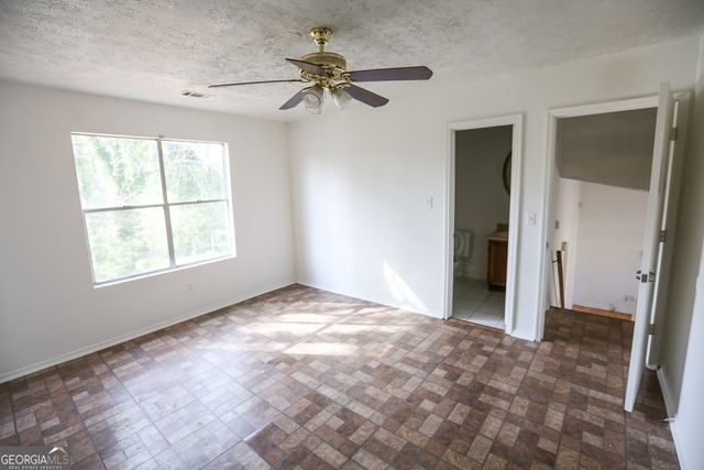 2816 Knollberry Lane, Decatur, GA 30034