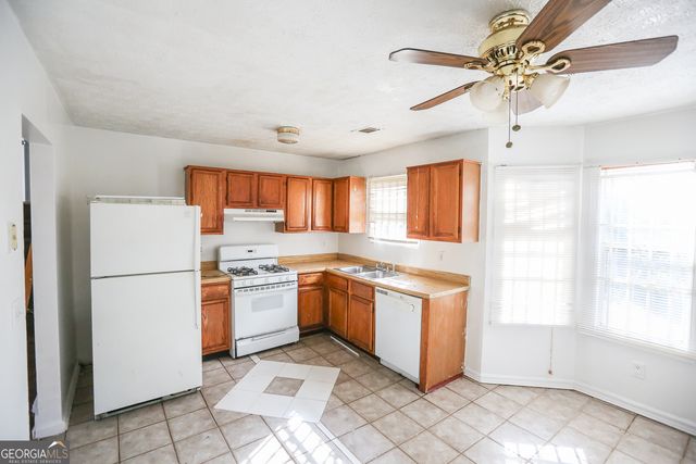 2816 Knollberry Lane, Decatur, GA 30034