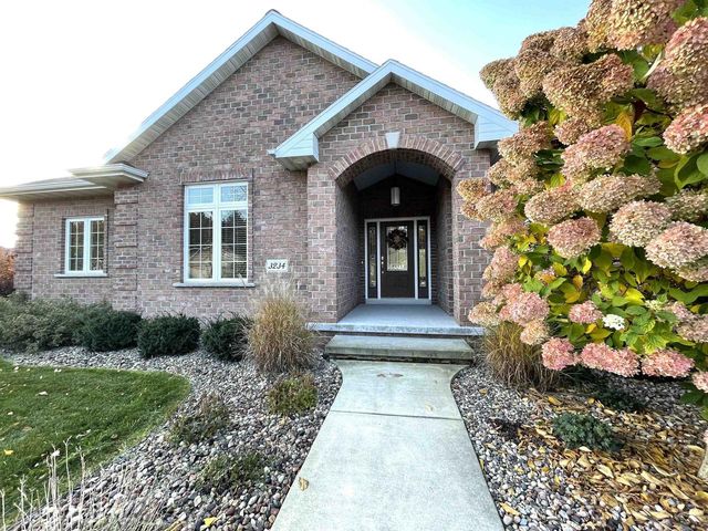3234 W TWIN PINES COURT, Green Bay, WI 54311
