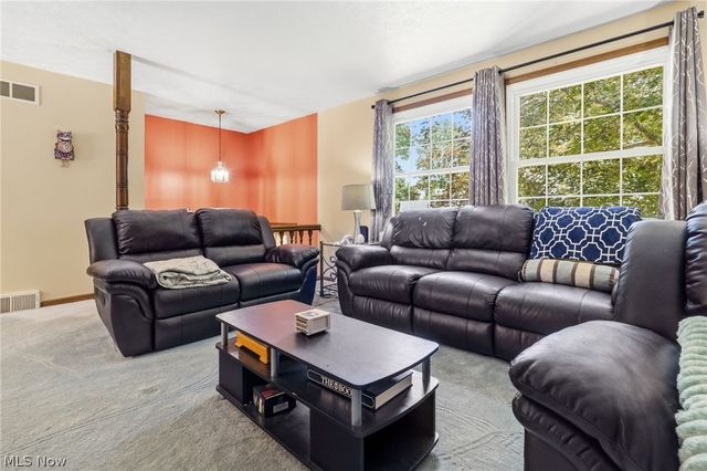 2606 Northam Circle NW, North Canton, OH 44720