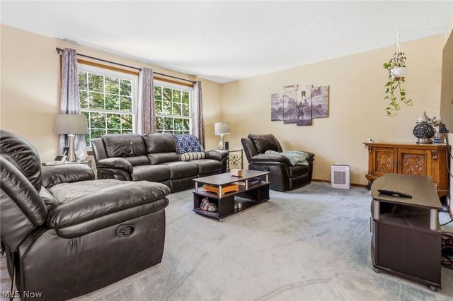 2606 Northam Circle NW, North Canton, OH 44720