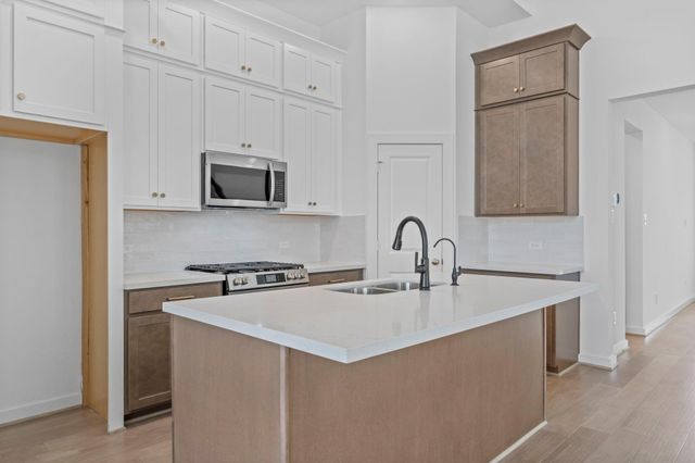 10931 Middle Ridge Drive, Missouri City, TX 77459