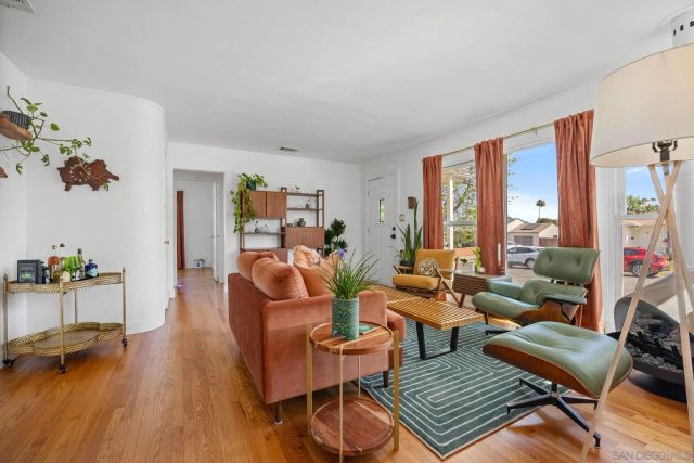 4036 Loma Alta Dr, San Diego, CA 92115