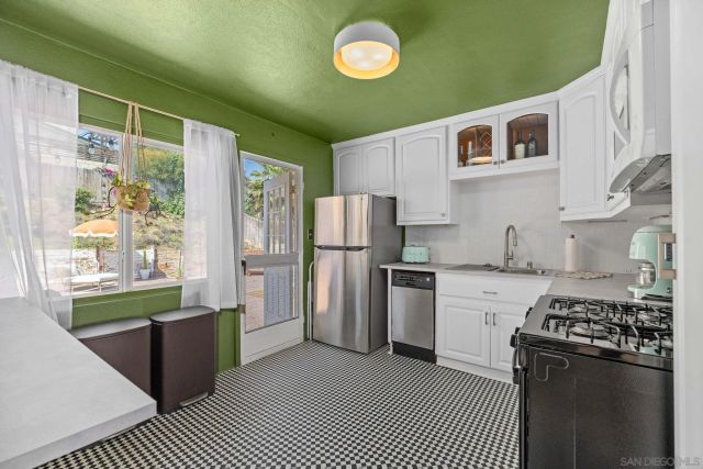 4036 Loma Alta Dr, San Diego, CA 92115