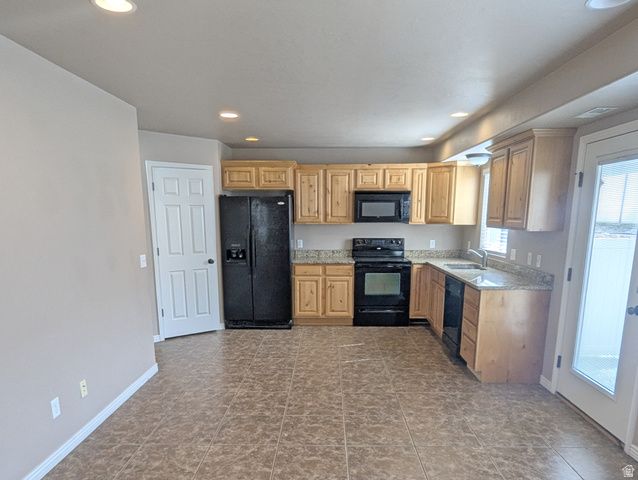 1781 W 5050 S, Roy, UT 84067