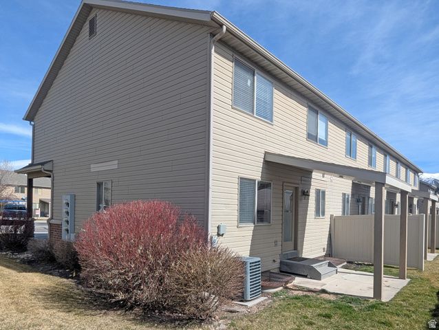 1781 W 5050 S, Roy, UT 84067