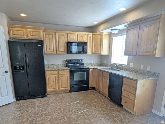 1781 W 5050 S, Roy, UT 84067