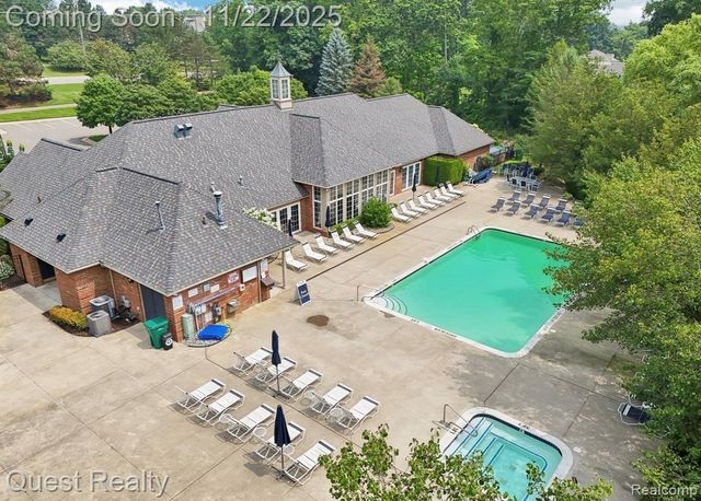 3498 Oakmonte Boulevard, Oakland Charter Township, MI 48306