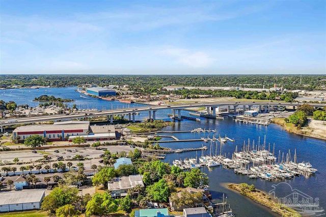 1261 Mahogany Mill Rd, Pensacola, FL 32507