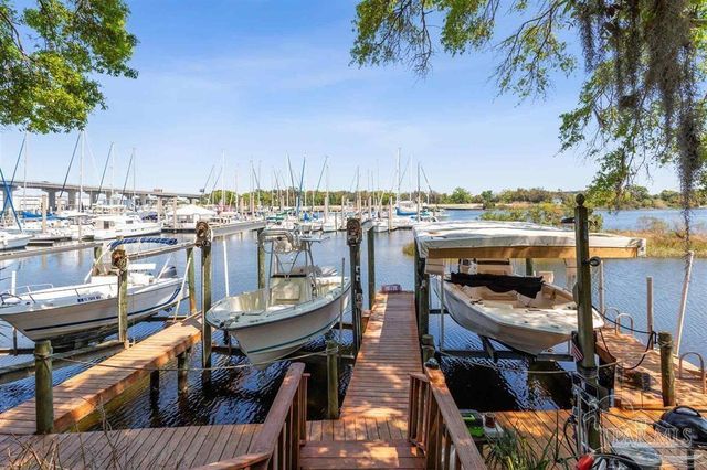 1261 Mahogany Mill Rd, Pensacola, FL 32507