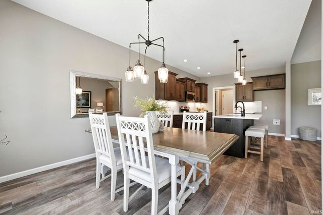 18780 Eisley Cove, Auburn, IN 46706