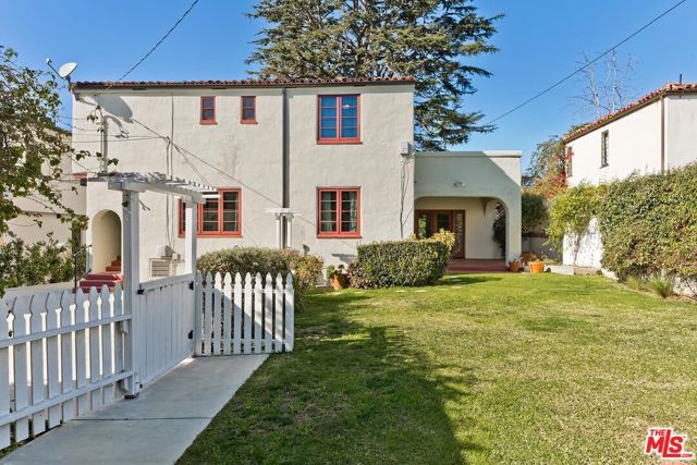 1304 San Vicente Boulevard, Santa Monica, CA 90402