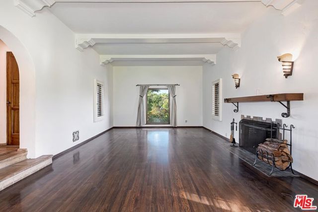 1304 San Vicente Boulevard, Santa Monica, CA 90402