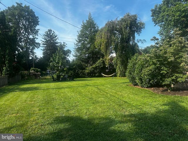 1511 CLEARVIEW AVE, Lancaster, PA 17601