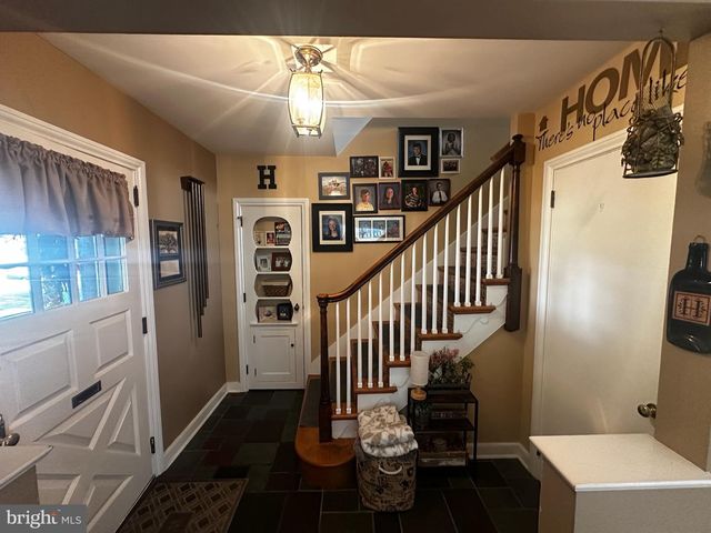 1511 CLEARVIEW AVE, Lancaster, PA 17601