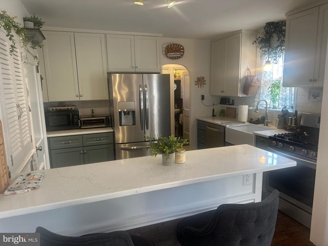 1511 CLEARVIEW AVE, Lancaster, PA 17601