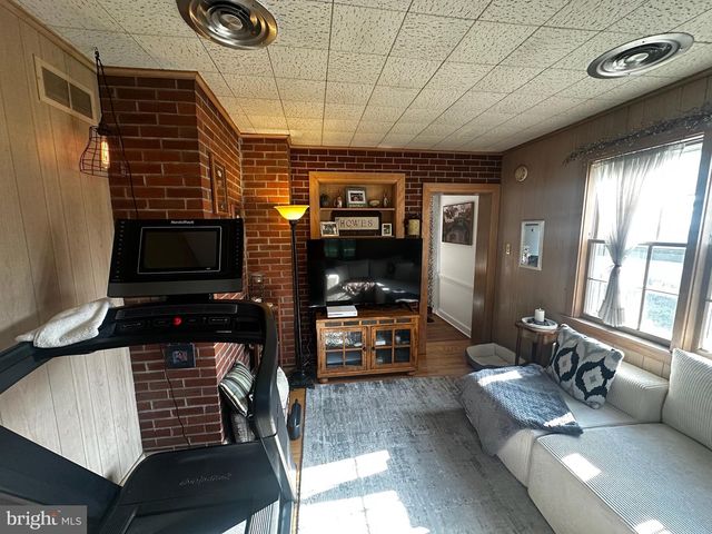 1511 CLEARVIEW AVE, Lancaster, PA 17601