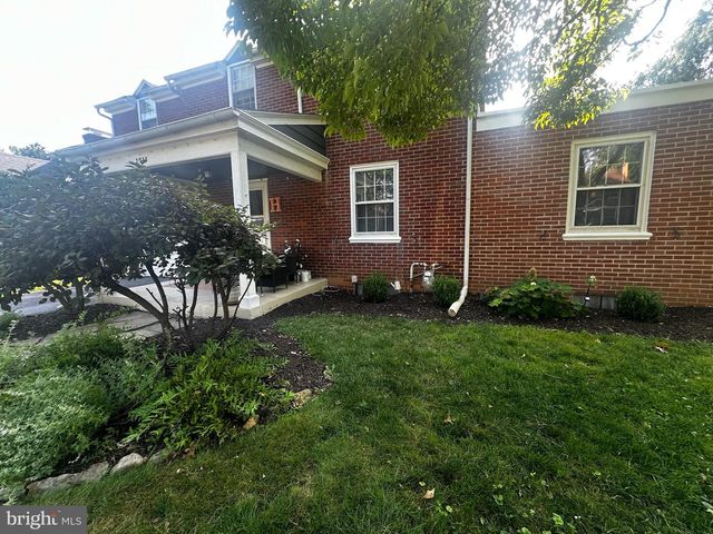 1511 CLEARVIEW AVE, Lancaster, PA 17601