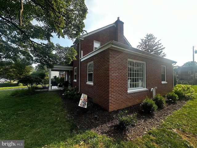 1511 CLEARVIEW AVE, Lancaster, PA 17601