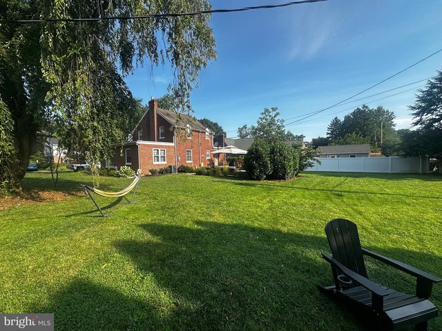 1511 CLEARVIEW AVE, Lancaster, PA 17601