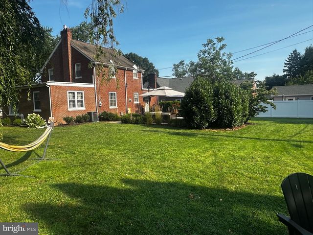 1511 CLEARVIEW AVE, Lancaster, PA 17601