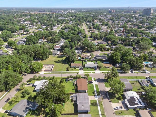 7522 LOVELY LANE, Orlando, FL 32810