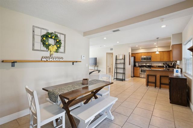 7522 LOVELY LANE, Orlando, FL 32810