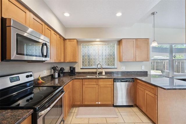 7522 LOVELY LANE, Orlando, FL 32810