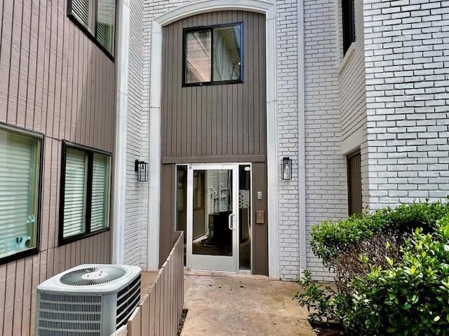 5095 Roswell Road 302, Atlanta, GA 30342