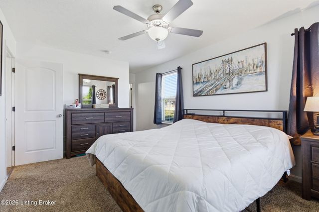 331 Gentry Crossings Blvd, Mt Washington, KY 40047