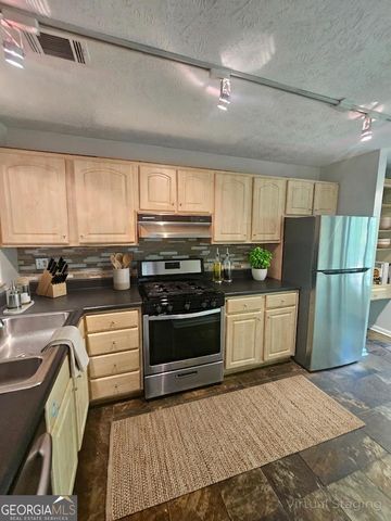 1490 N Crossing Circle NE, Atlanta, GA 30329