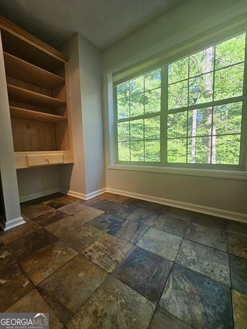 1490 N Crossing Circle NE, Atlanta, GA 30329