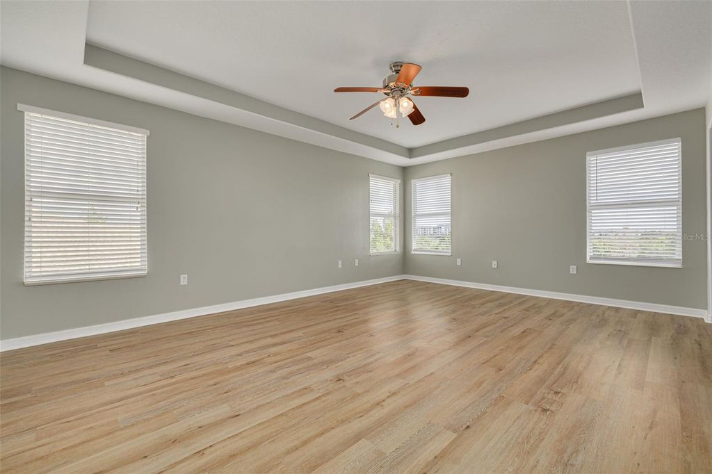 Image 18 of property listing at 9028 WILLOWBROOK CIRCLE, Bradenton, FL 34212