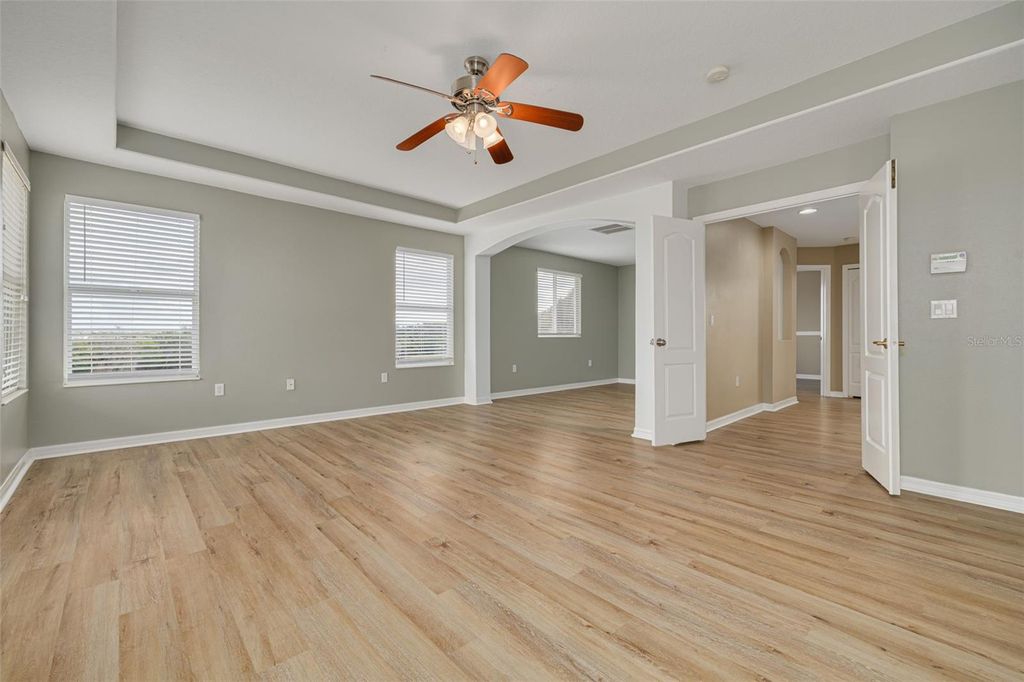 Image 19 of property listing at 9028 WILLOWBROOK CIRCLE, Bradenton, FL 34212