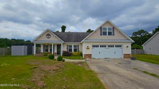 111 Gobblers Way, Richlands, NC 28574
