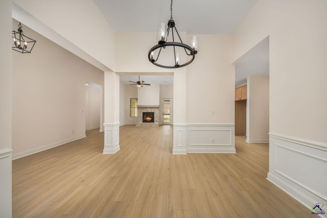 7 Pleasant Oaks Drive, Perry, GA 31069