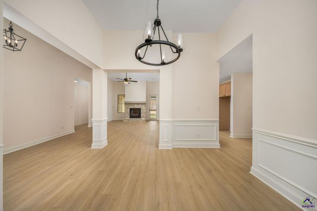 7 Pleasant Oaks Drive, Perry, GA 31069