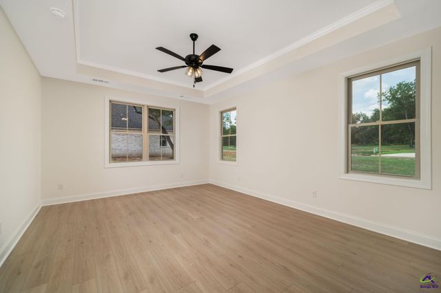 7 Pleasant Oaks Drive, Perry, GA 31069