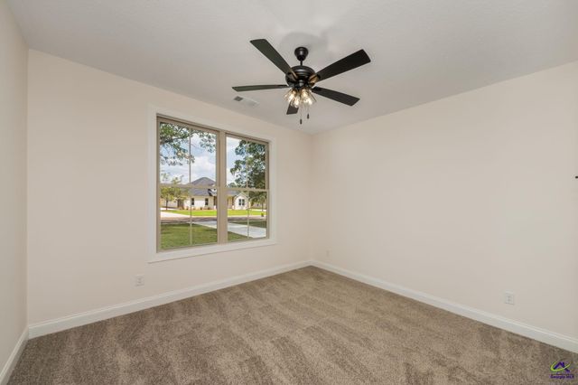 7 Pleasant Oaks Drive, Perry, GA 31069